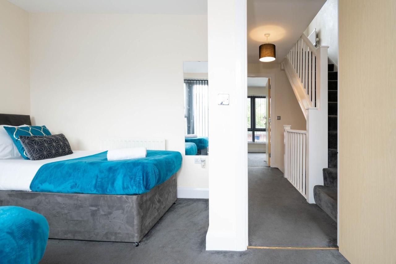 City Centre Townhouse - 3 Bedrooms - Garage - Parking - Top Rated Birmingham Buitenkant foto