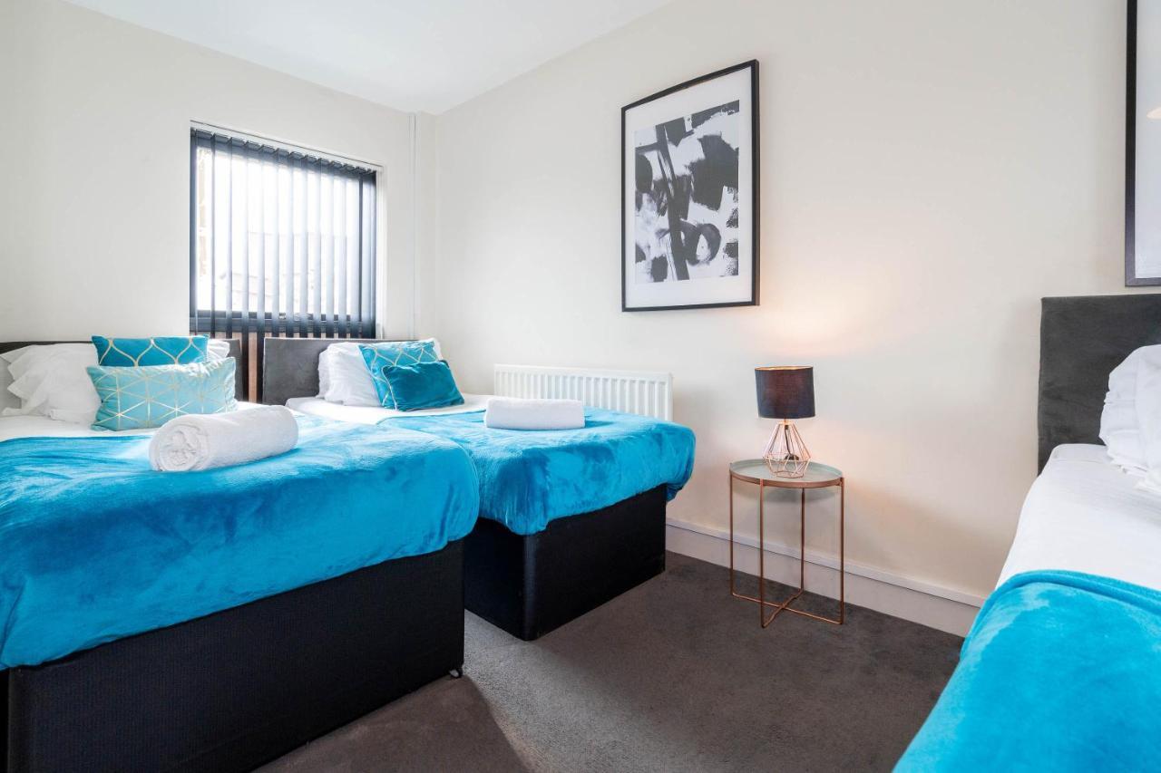 City Centre Townhouse - 3 Bedrooms - Garage - Parking - Top Rated Birmingham Buitenkant foto
